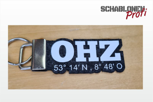 Schlüßelanhänger aus Filz mit Koordinaten